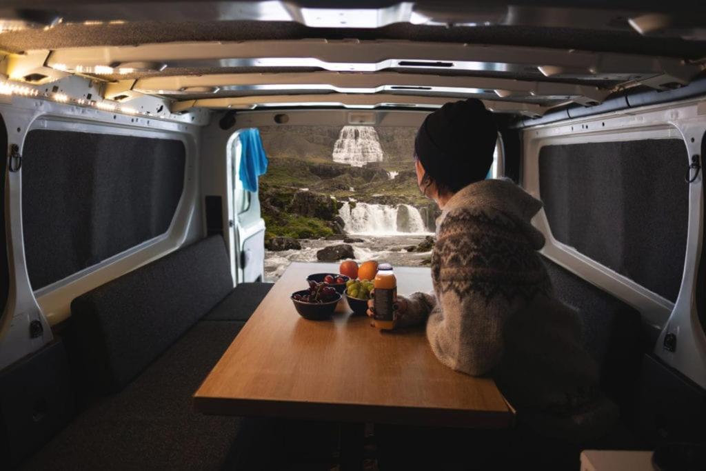 Rent Campervans Keflavík Eksteriør bilde